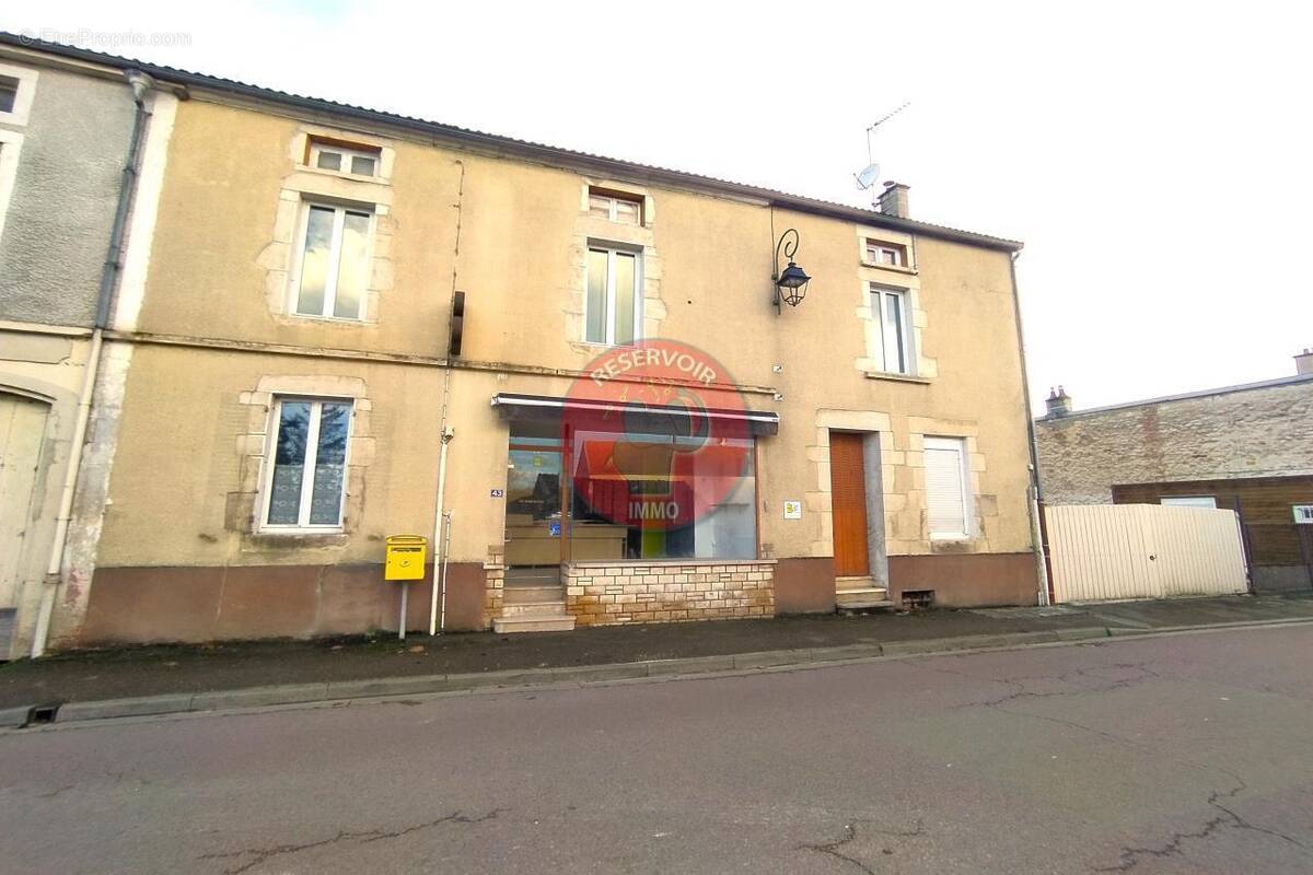 Maison 250 m² à Aisy-Sur-Armancon  - photo 1