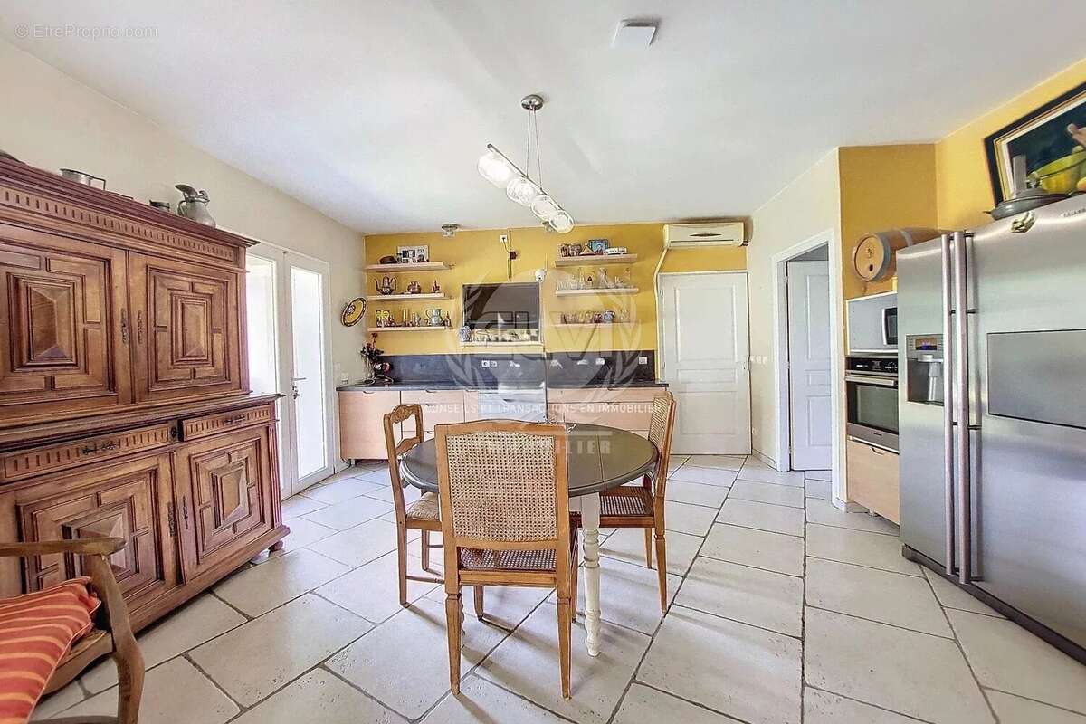 Maison à PLAN-DE-LA-TOUR