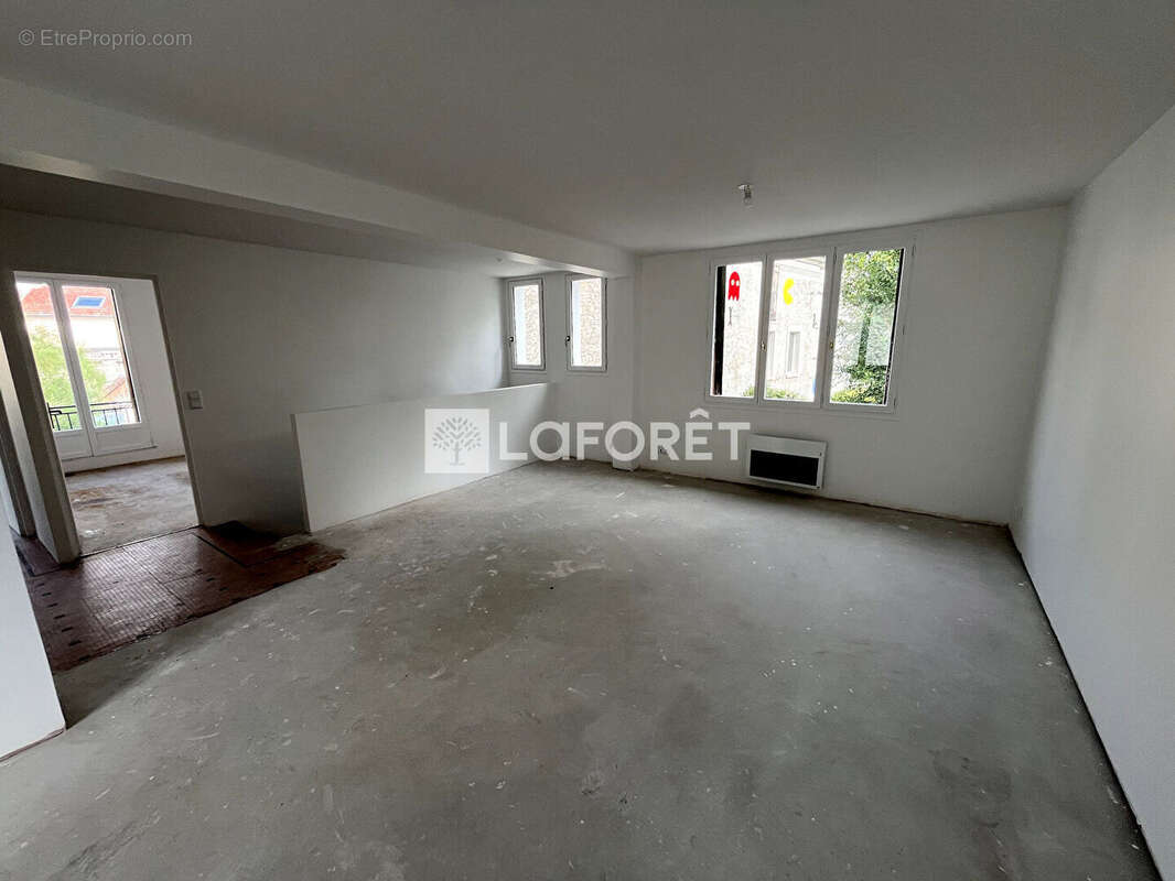 Maison à SERAINCOURT