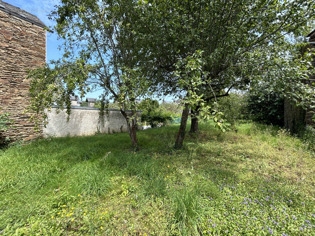Appartement à NAUCELLE