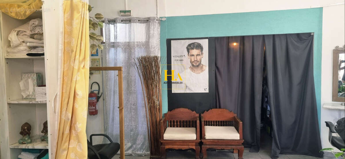 Fonds de commerce  salon de coiffure - Saint-Pierre - photo 3