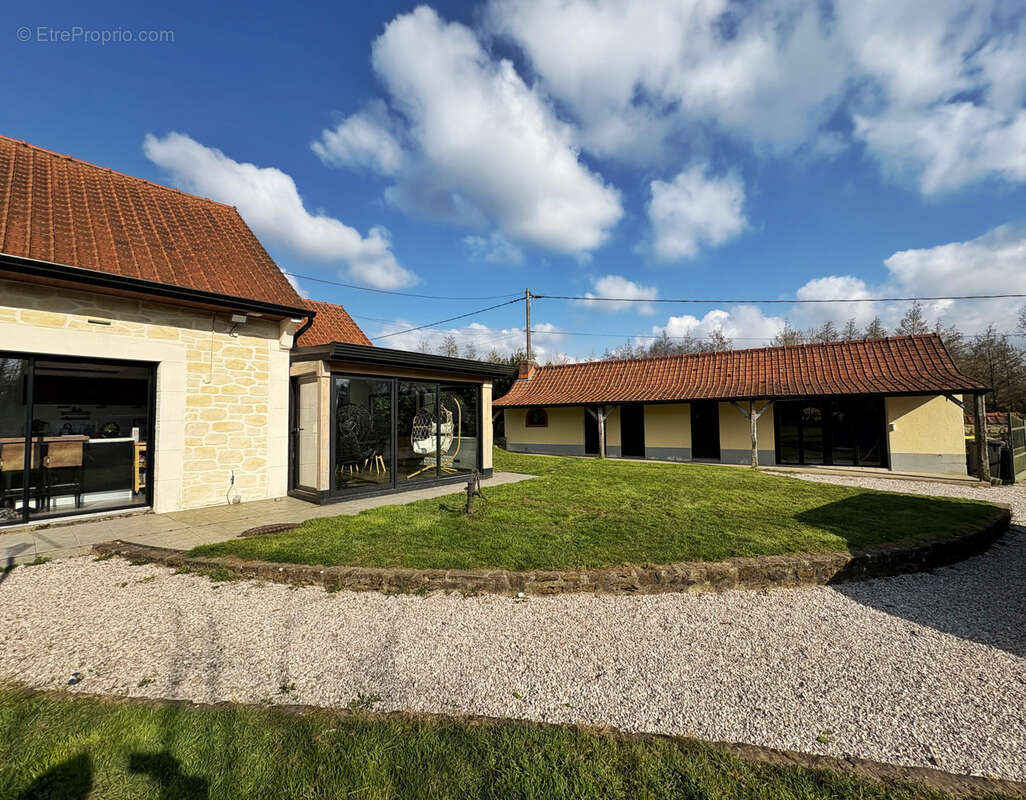 Maison à LONGUEVILLE