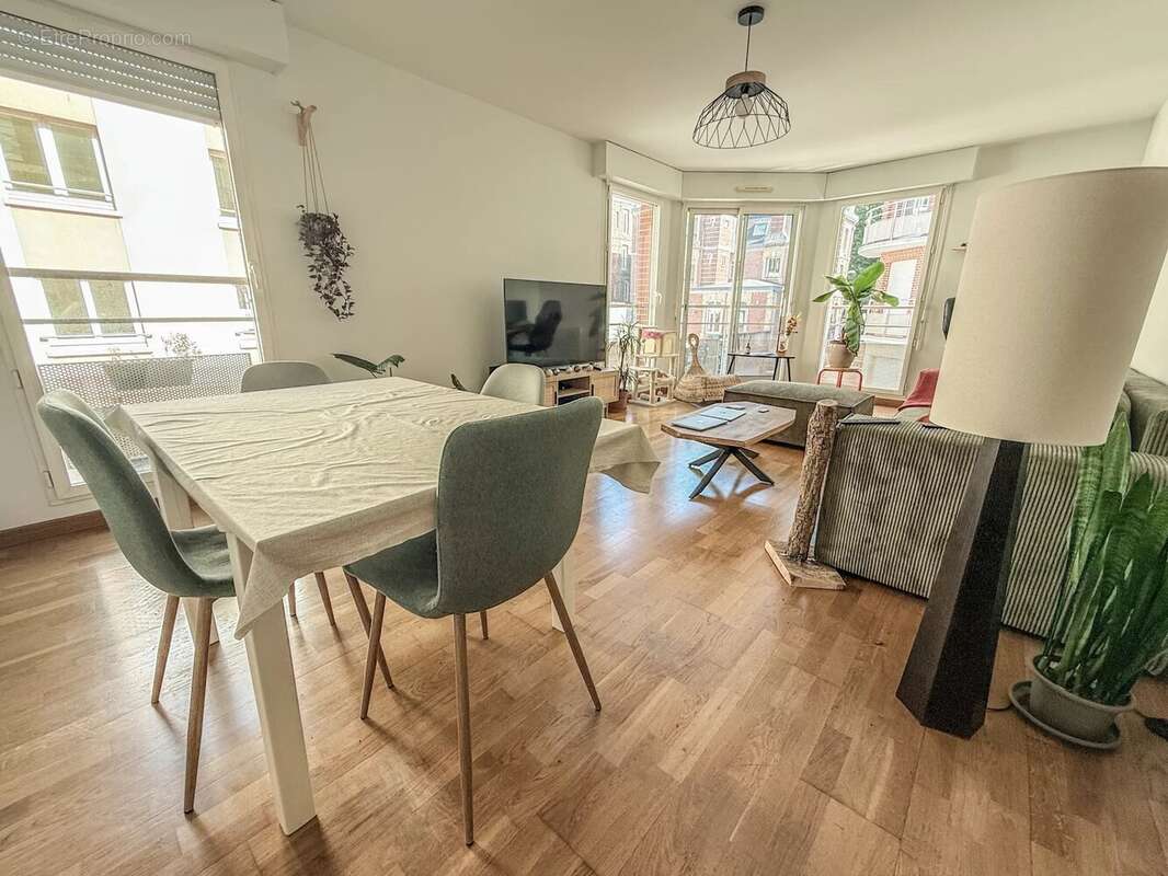 Rouen saint-marc – spacieux t3 de 75 m² vendu loué avec parking, cave et ascenseur - photo 2