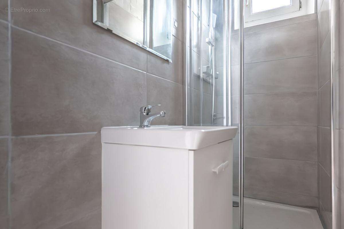 Appartement à MONTROUGE