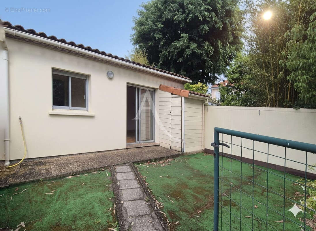 Appartement à BORDEAUX