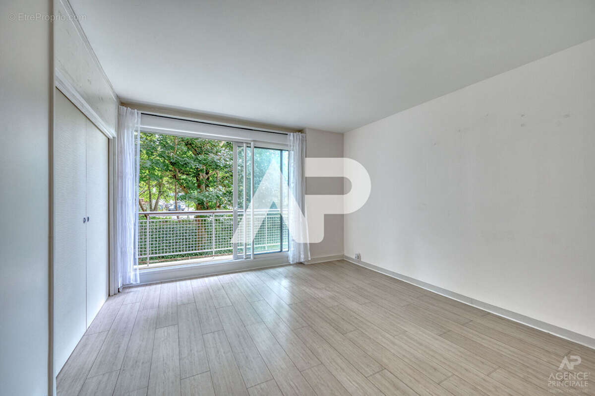 Appartement à RUEIL-MALMAISON