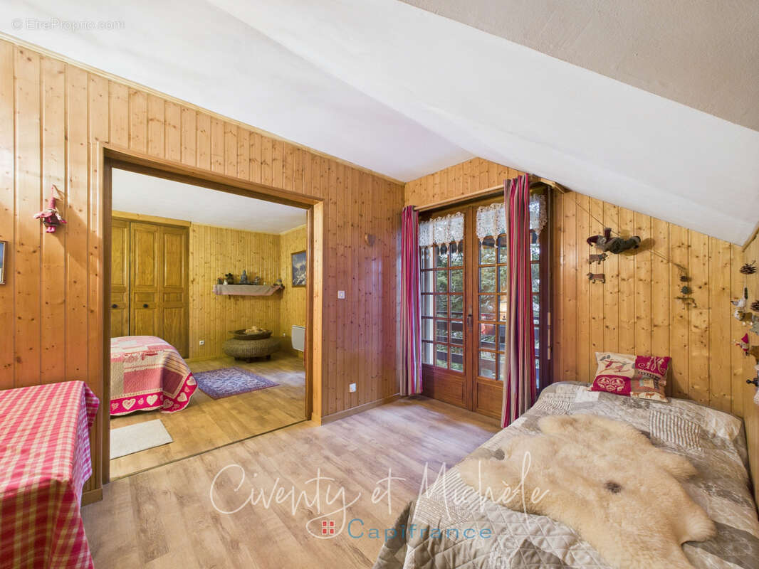 Grande propriété familiale sur 7 533 m² de terrain plat - photo 14