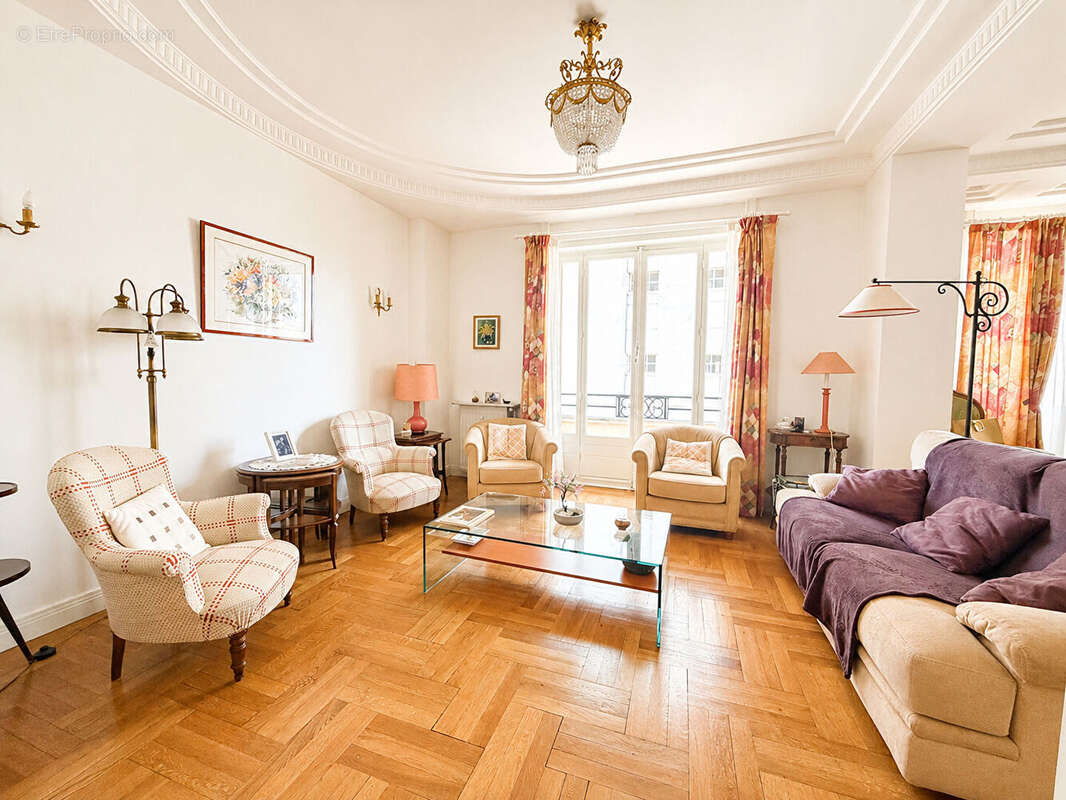 Appartement à LYON-8E