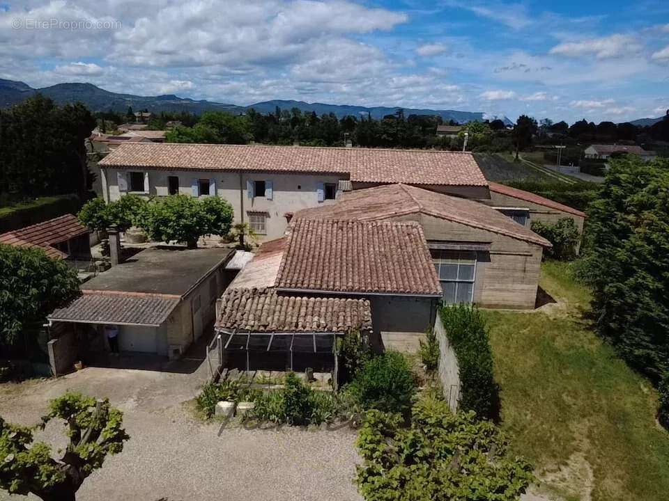 Appartement à MONTELIMAR