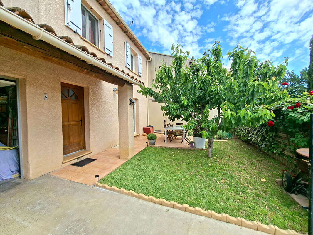À vendre Ensemble immobilier composé de deux logements LOUÉS sur Pertuis - photo 2
