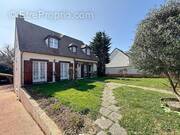 Maison à MARCOUSSIS