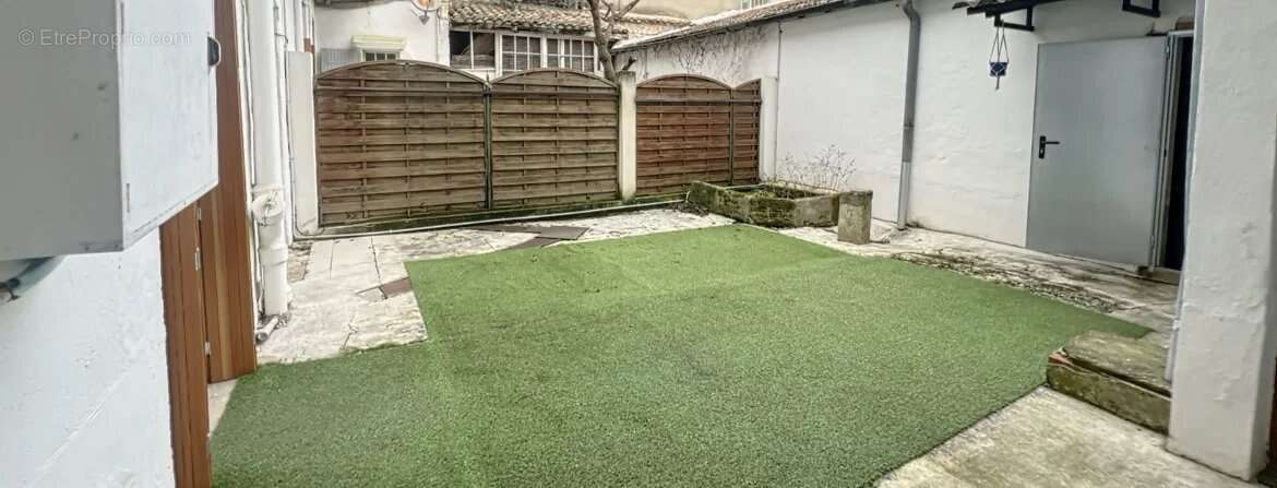 Appartement à NIMES