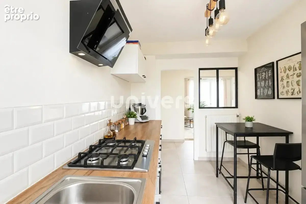 Appartement T3 avec garage de 33 m² et jardin privatif - Bourg les Valence - photo 7