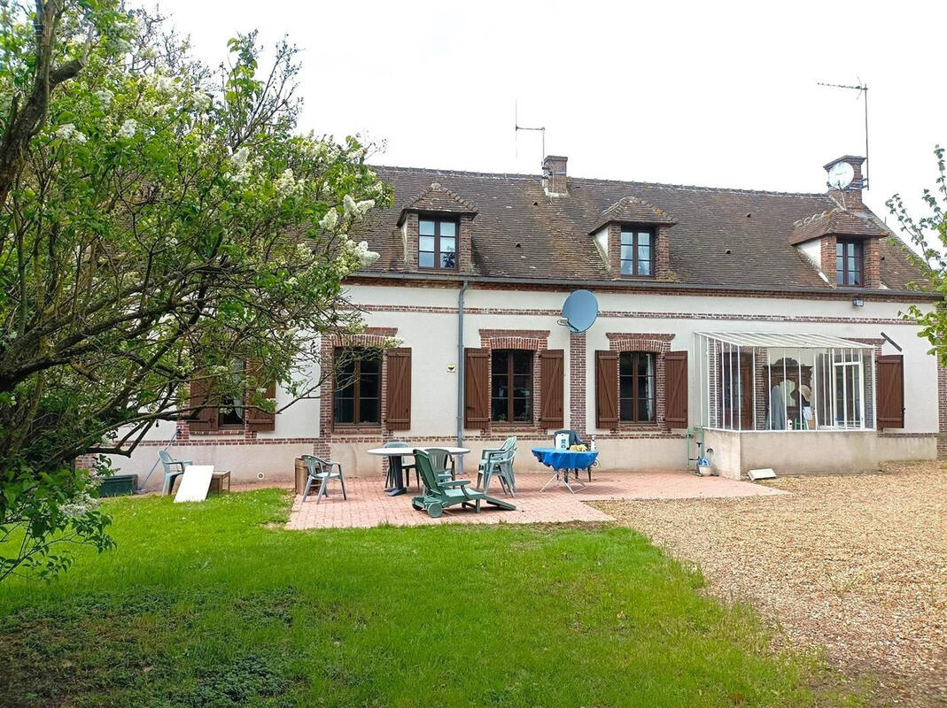 Maison à LA MADELEINE-DE-NONANCOURT