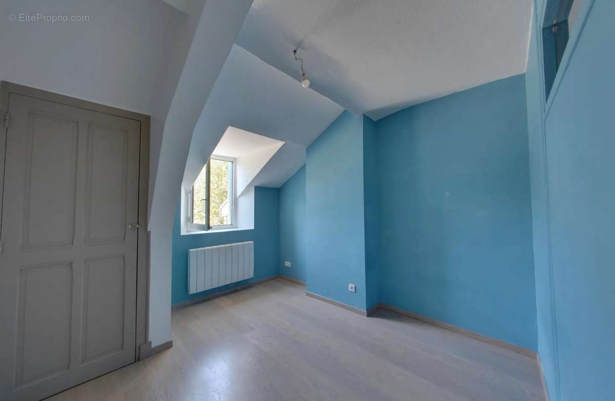 Appartement à FONTAINE