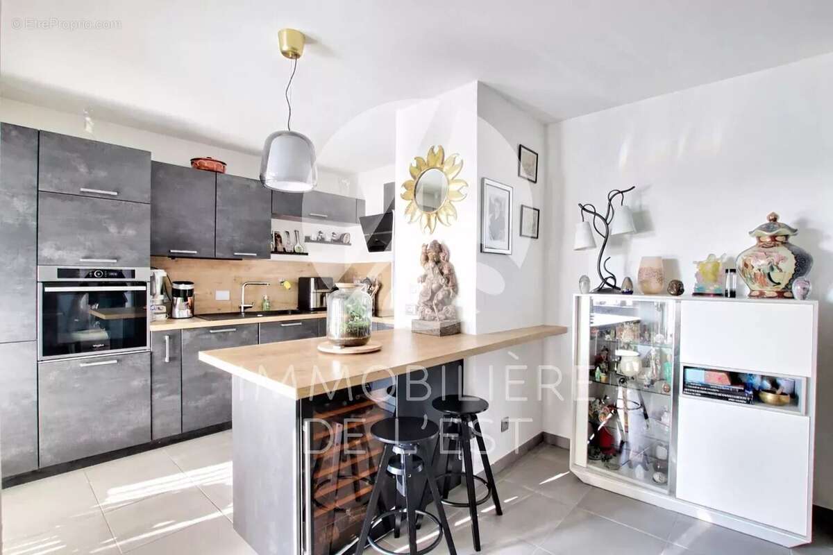 Appartement à LYON-8E