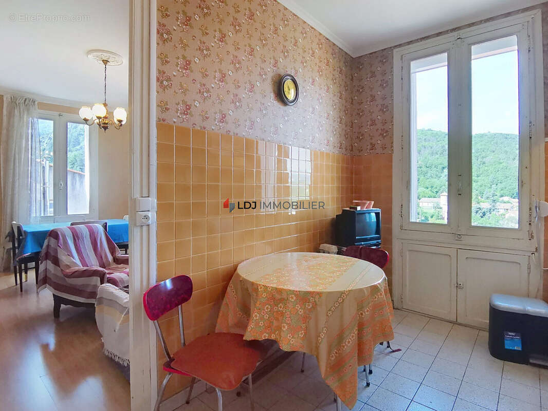 Appartement à VERNET-LES-BAINS