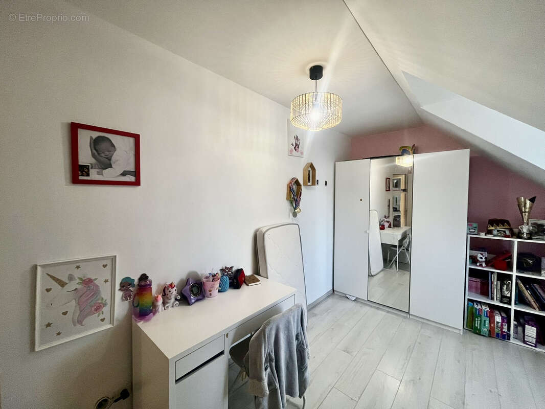 Maison à COULOMMIERS