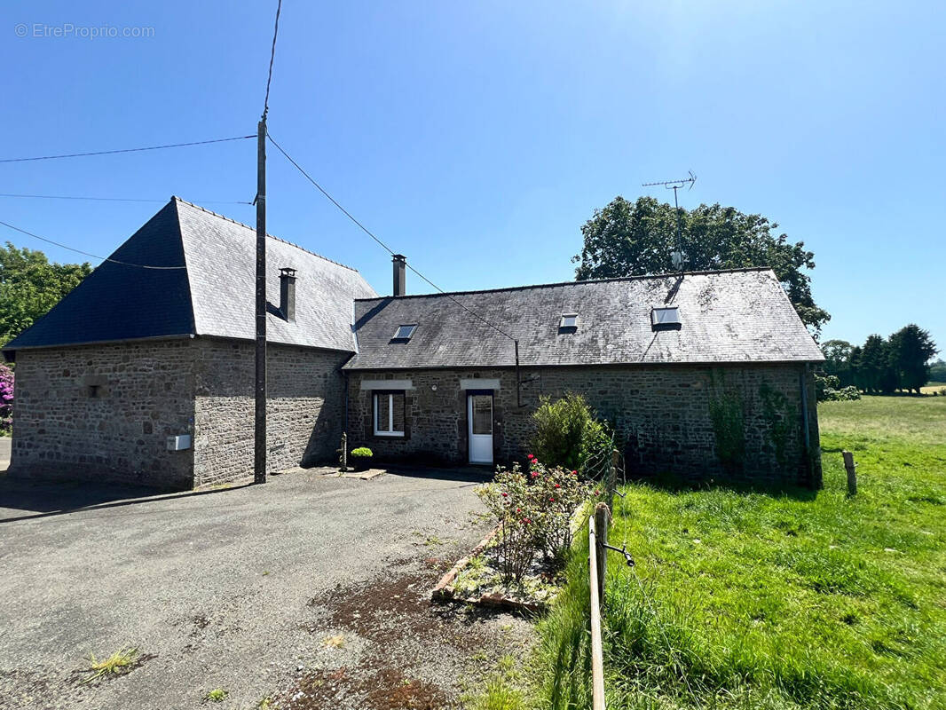 Maison à LARCHAMP