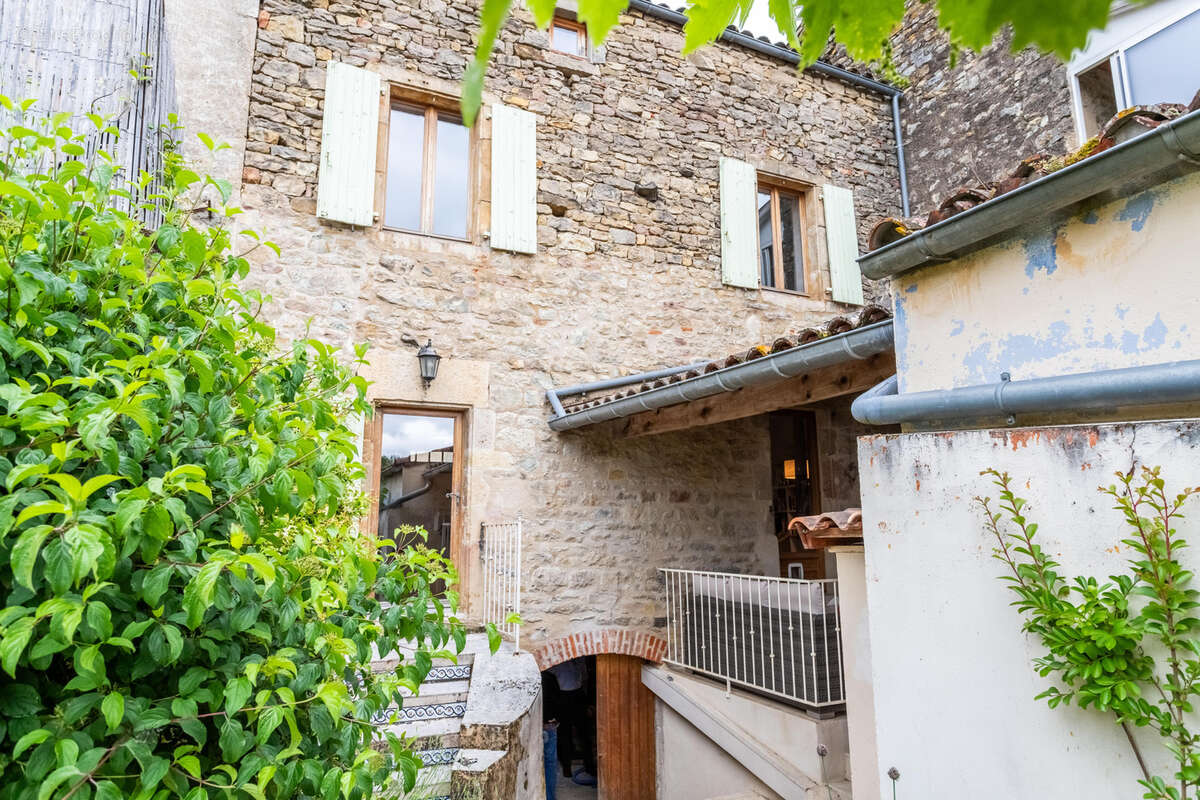 Village house with garden, pool and view - photo 13