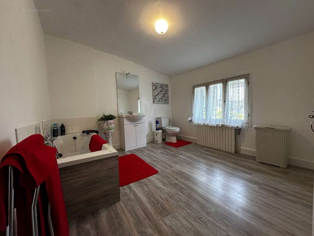 Maison 137 m² à Lougratte  - photo 4