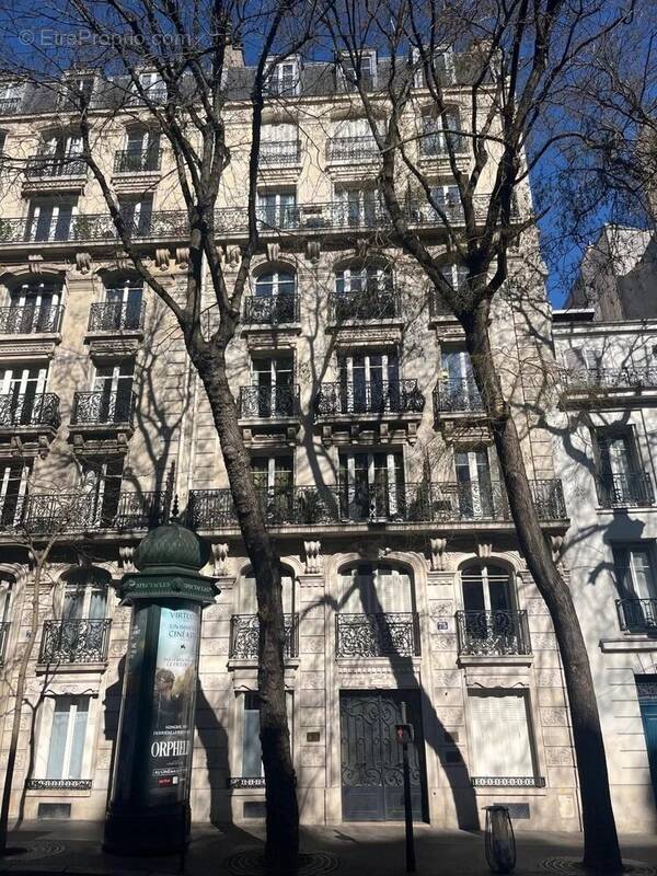 Commerce à PARIS-18E