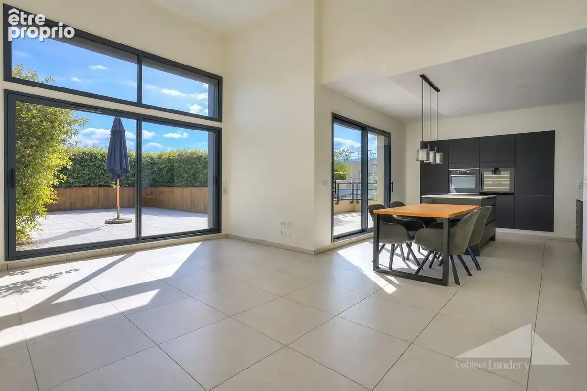 Appartement à FERNEY-VOLTAIRE