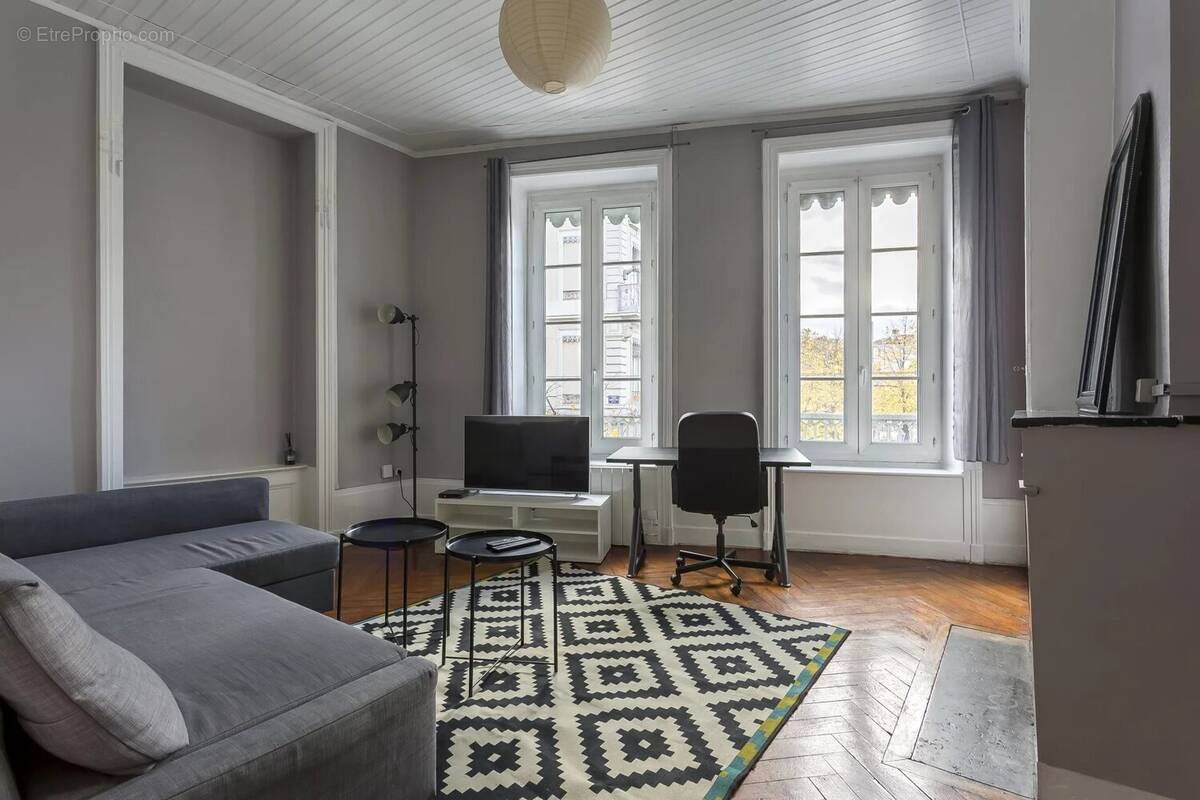 Appartement à LYON-9E