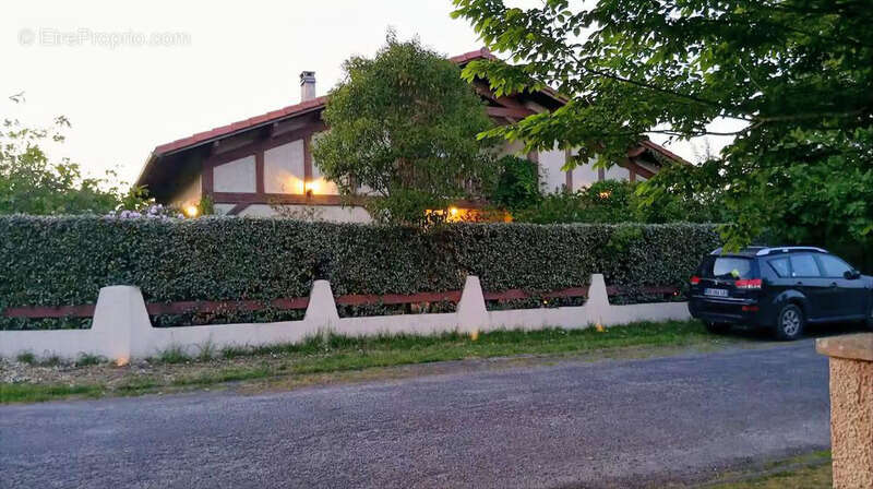 Maison à BIAS