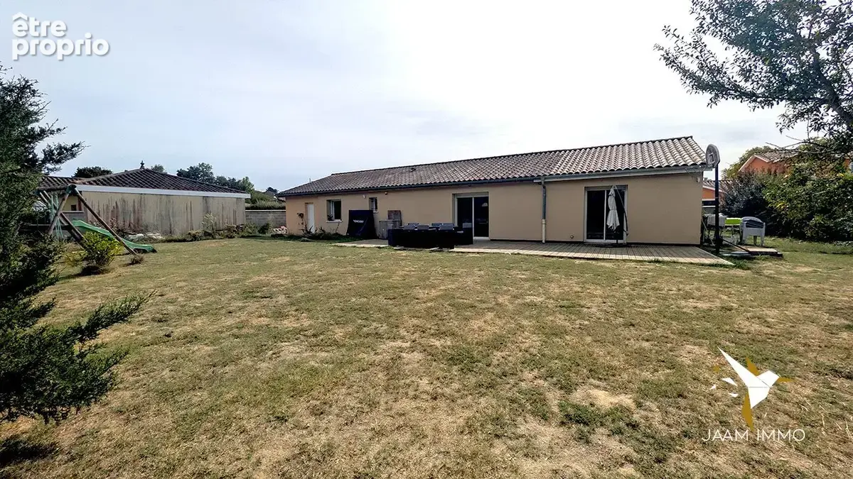 Maison 6 pièces 133 m² à vendre à Saint-Jean-De-Thurigneux (01390) - photo 3