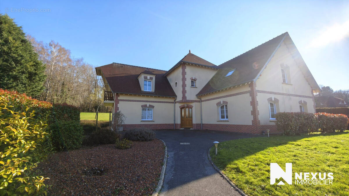 Maison à SAINT-GERMER-DE-FLY