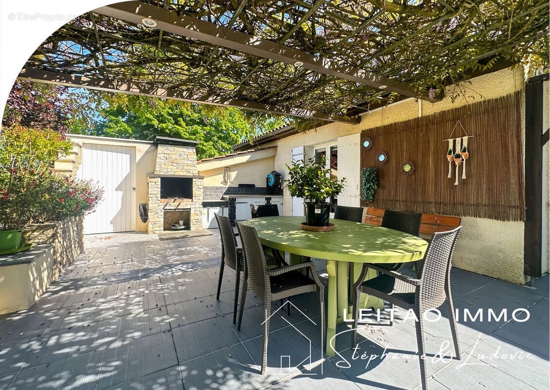 Maison à LISLE-SUR-TARN