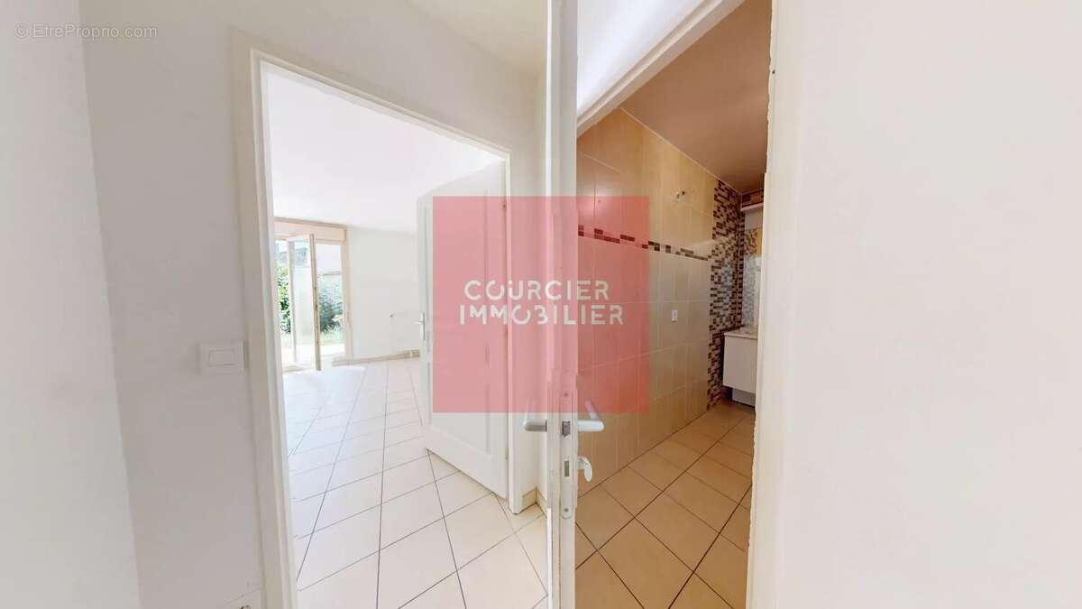Le mesnil saint denis (78) - a vendre appartement 2 pieces rdj 44 m² - photo 7