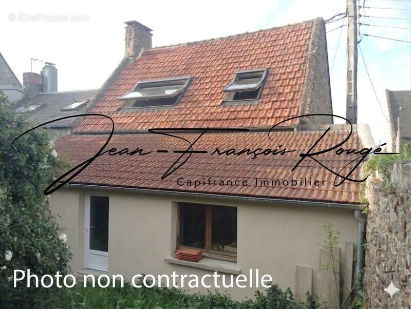 Maison à AGON-COUTAINVILLE