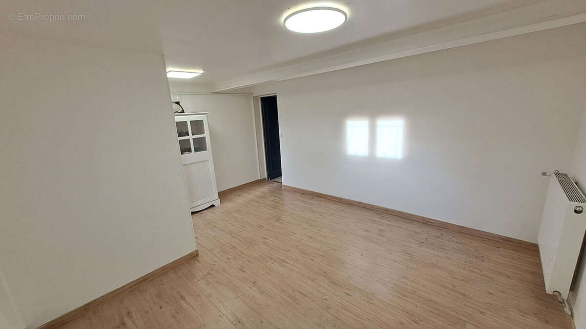 Maison à SAINT-REMY-LES-CHEVREUSE