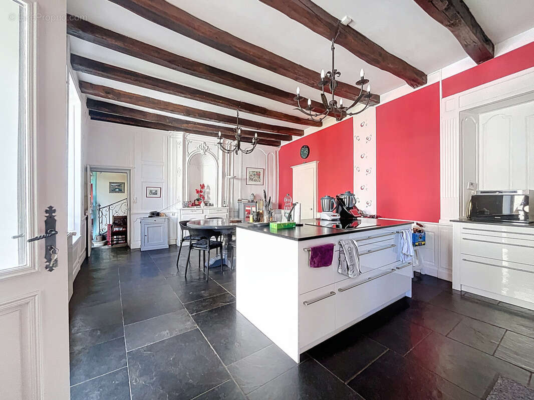 Maison à GRANCEY-LE-CHATEAU-NEUVELLE