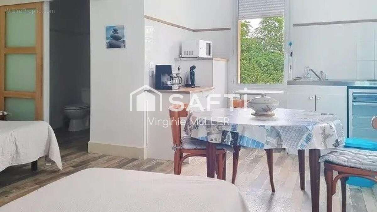 Photo 8 - Commerce à LE VERDON-SUR-MER