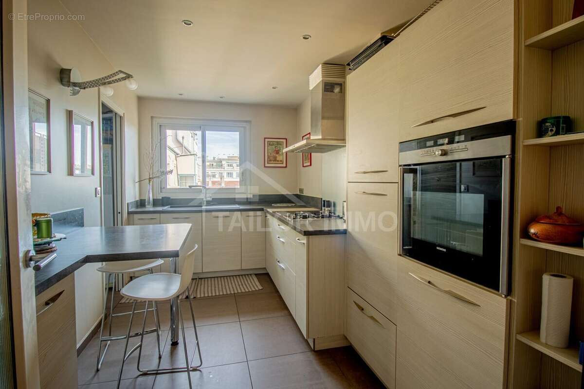 Appartement à LYON-6E