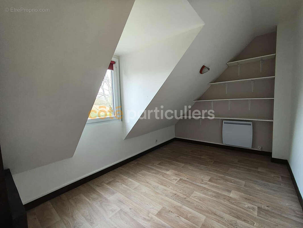 Maison à SAINT-PIERRE-SUR-DIVES