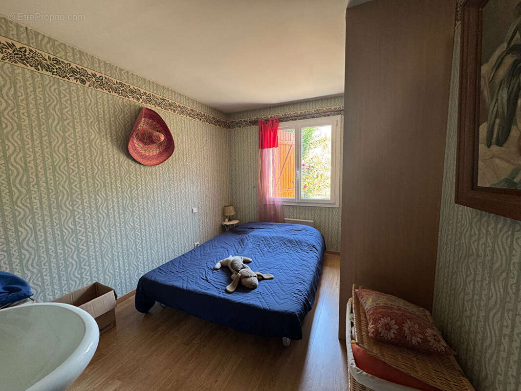 Villenave d'Ornon - Maison de 84m² avec jardin et stationnement - photo 7