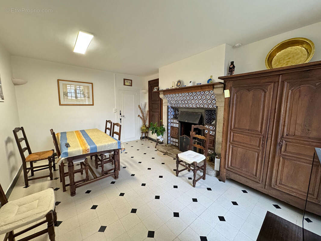 Maison à BRICQUEBEC