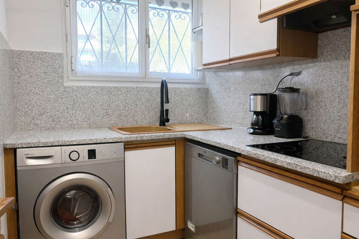 Appartement à ROQUEBRUNE-CAP-MARTIN