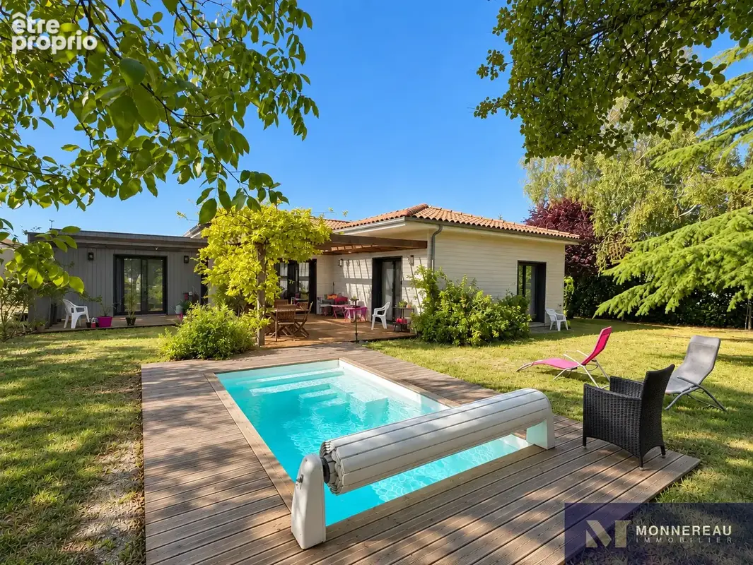 Photo Maison à Barbezieux-Saint-Hilaire au prix de 270 000€