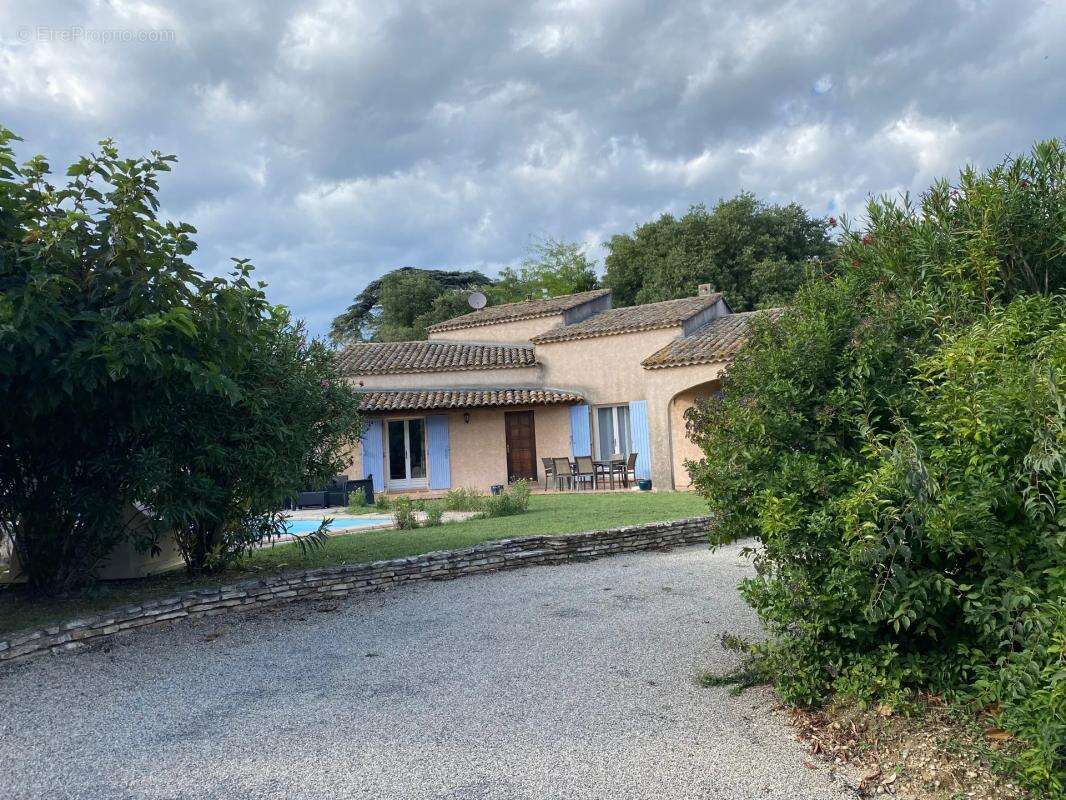 Maison à PONT-SAINT-ESPRIT