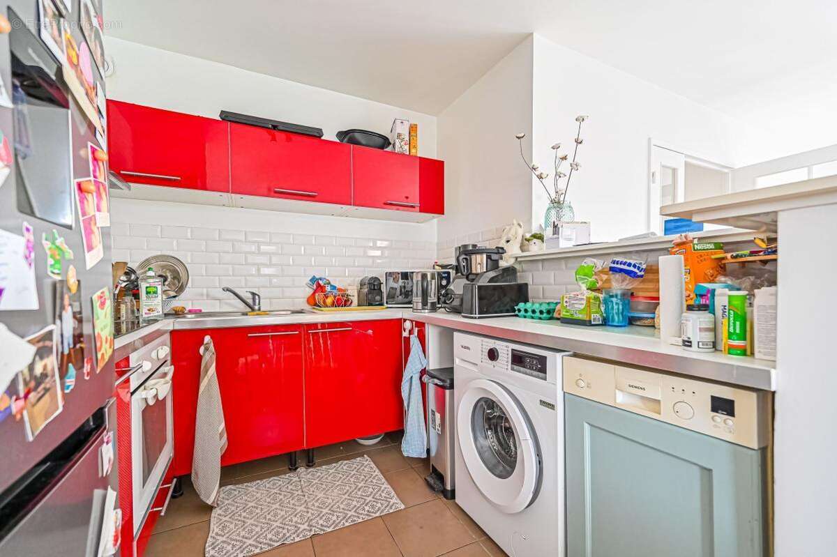 Appartement à LES LILAS