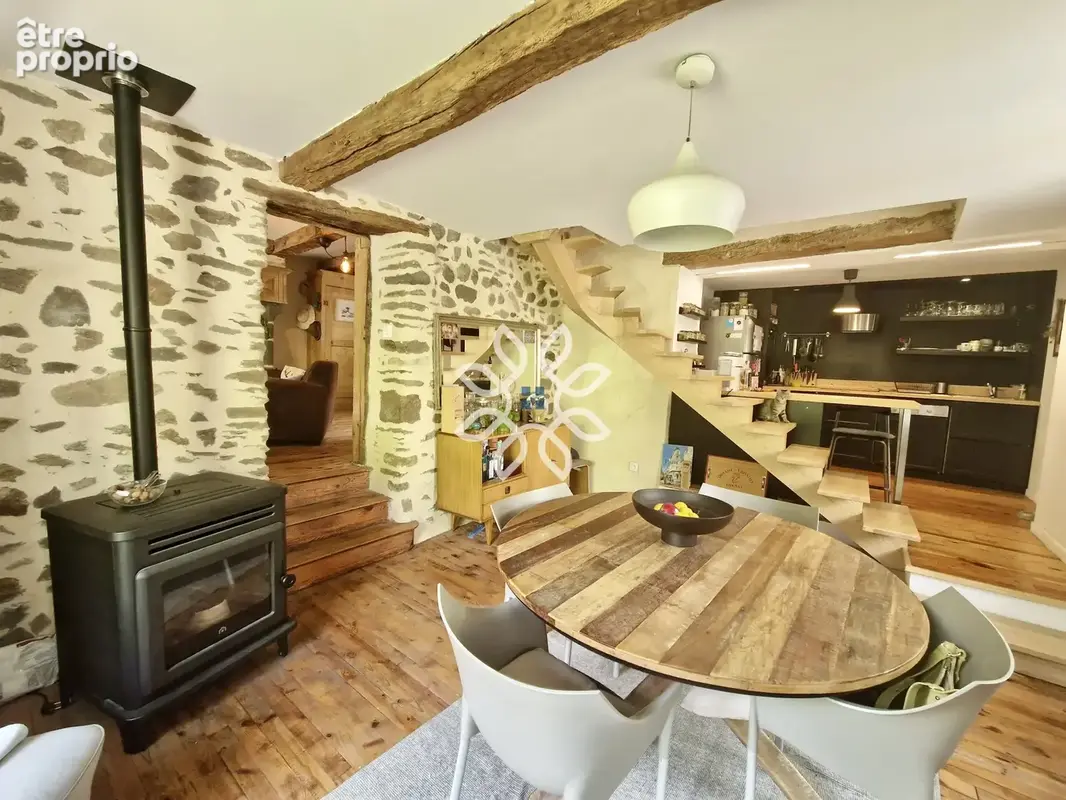 Maison 102m2  avec terrasse et jardin au coeur de Blesle - photo 8