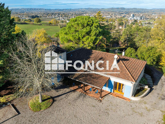 Maison à SAINTE-LIVRADE-SUR-LOT