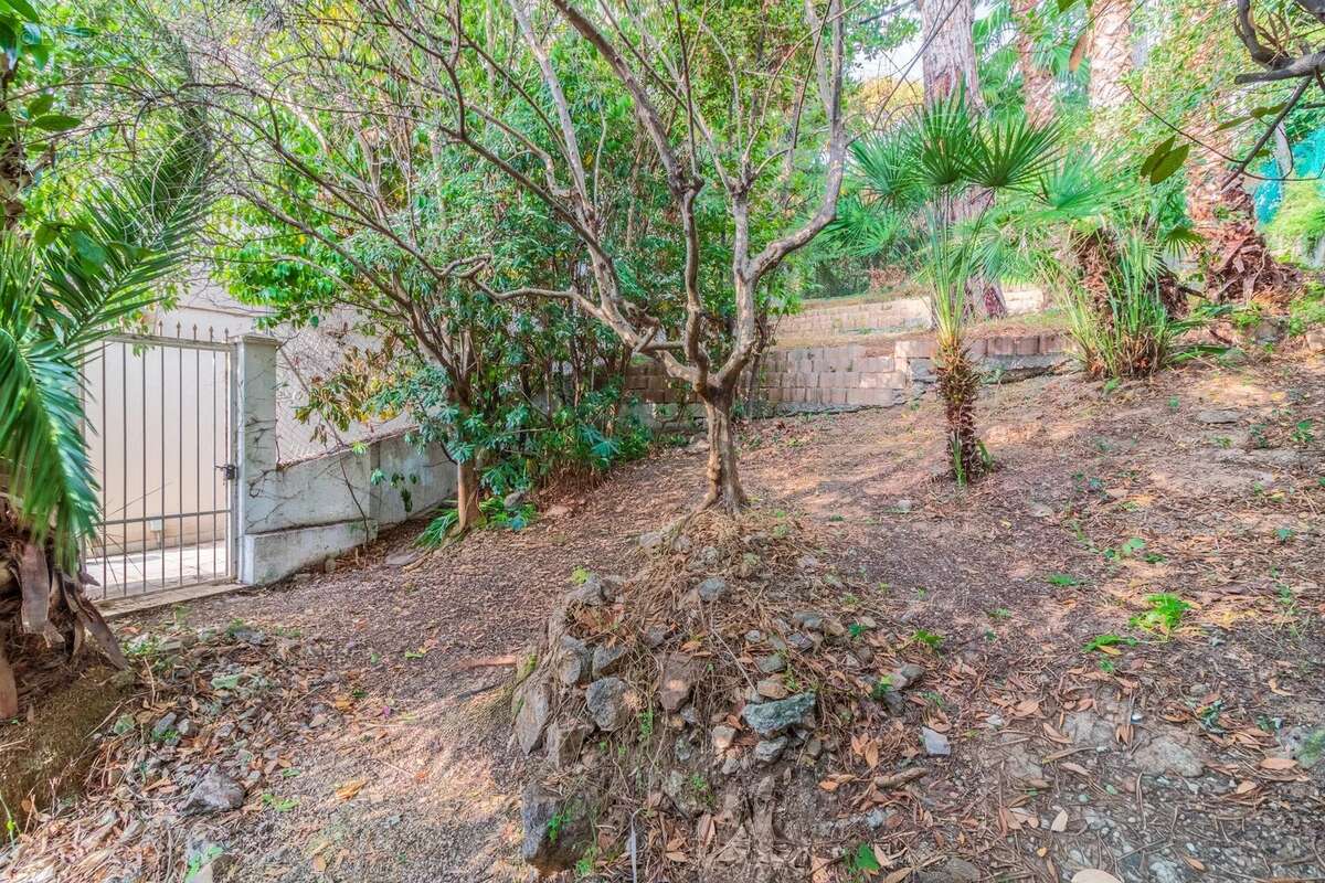 Appartement à VALLAURIS