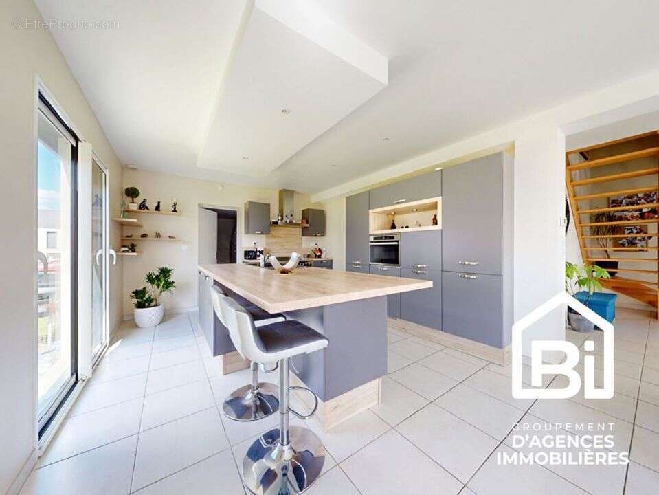 Maison à BIEVILLE-BEUVILLE