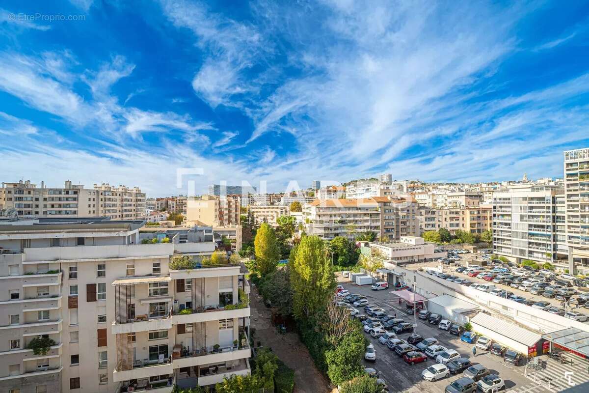 Appartement à MARSEILLE-8E